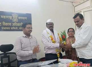 सोयगाव : पंचायत समितीचे वरिष्ठ संपतराव गीते सेवानिवृत्त ; कर्मचाऱ्यां तर्फे सत्कार