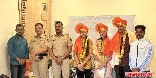 R.D. FOUNDATION संचलित स्वराज्य करिअर अकॅडमी तर्फे यशस्वी विद्यार्थ्यांचा गौरव सोहळा उत्साहात संपन्न