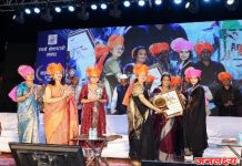 कु.प्रियंका देवरे राज्यस्तरीय कलाविष्कार प्रथम क्रमांक पुरस्काराने सन्मानित