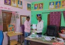 आखतवाडे येथे जिप उर्दू शाळेत एका शिक्षकाची नेमणूक साठी उपसरपंच दिपक गढरी यांचे गटशिक्षणअधिकारी यांना निवेदन