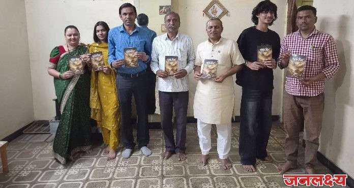 प्रकाश तेलींच्या शाश्वत विचार या 20 व्या ग्रंथाचे पद्मश्री चैत्राम पवार यांचे हस्ते प्रकाशन